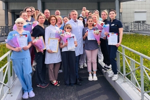 Поздравление сотрудников Перинатального центра МОКМЦ с профессиональным праздником