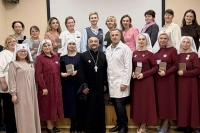 Вручение дипломов выпускницам программы &laquo;Младшая медицинская сестра по уходу за больными&raquo;