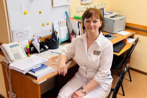 Преданность профессии. Мордашева Нина Николаевна, старшая акушерка акушерского физиологического отделения Перинатального центра МОКМЦ.